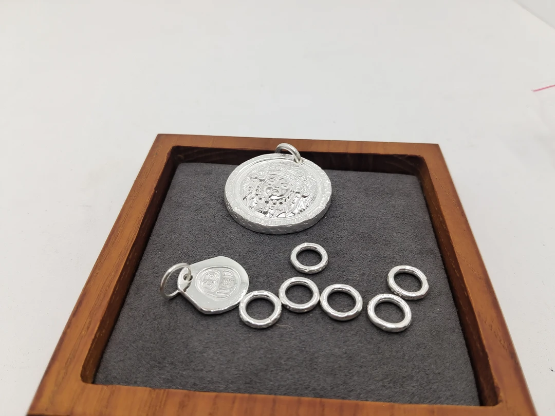 吊坠足银 足银999.9扎基拉姆吊坠40.32克