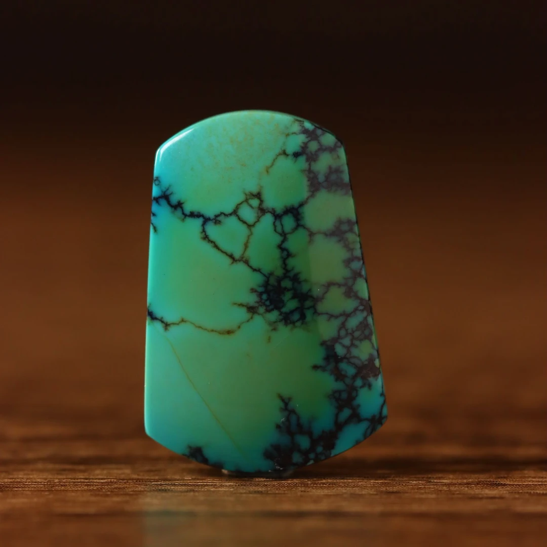 天然水墨纹绿松石 铁线勾勒 如一幅写意山水画