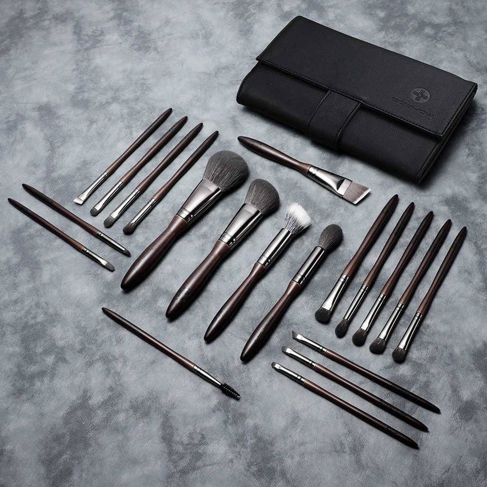 EIGSHOW中国龙套装E动物毛羊毛柔软眼影腮红散粉遮瑕全套正品软毛