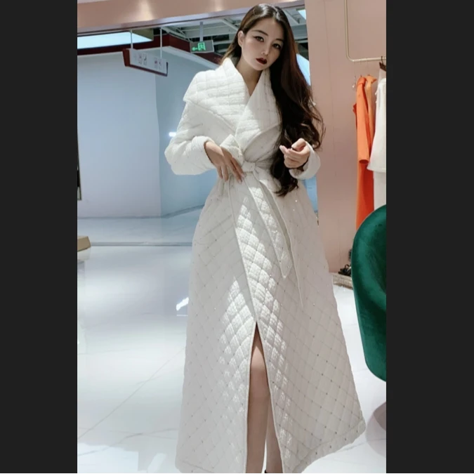 秀场高定款时尚气质白天鹅杜邦棉服大衣外套