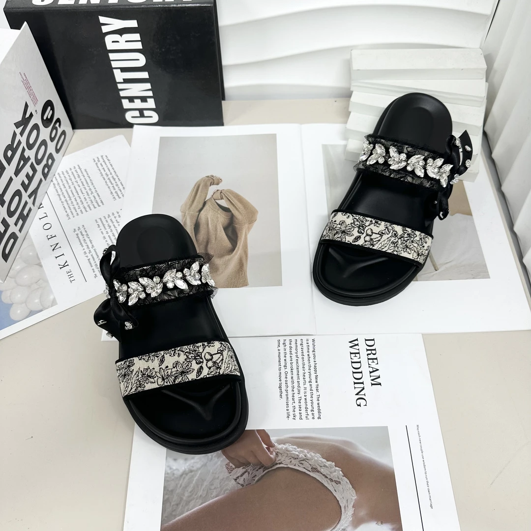 【与然良品】7796百搭潮流女款凉鞋