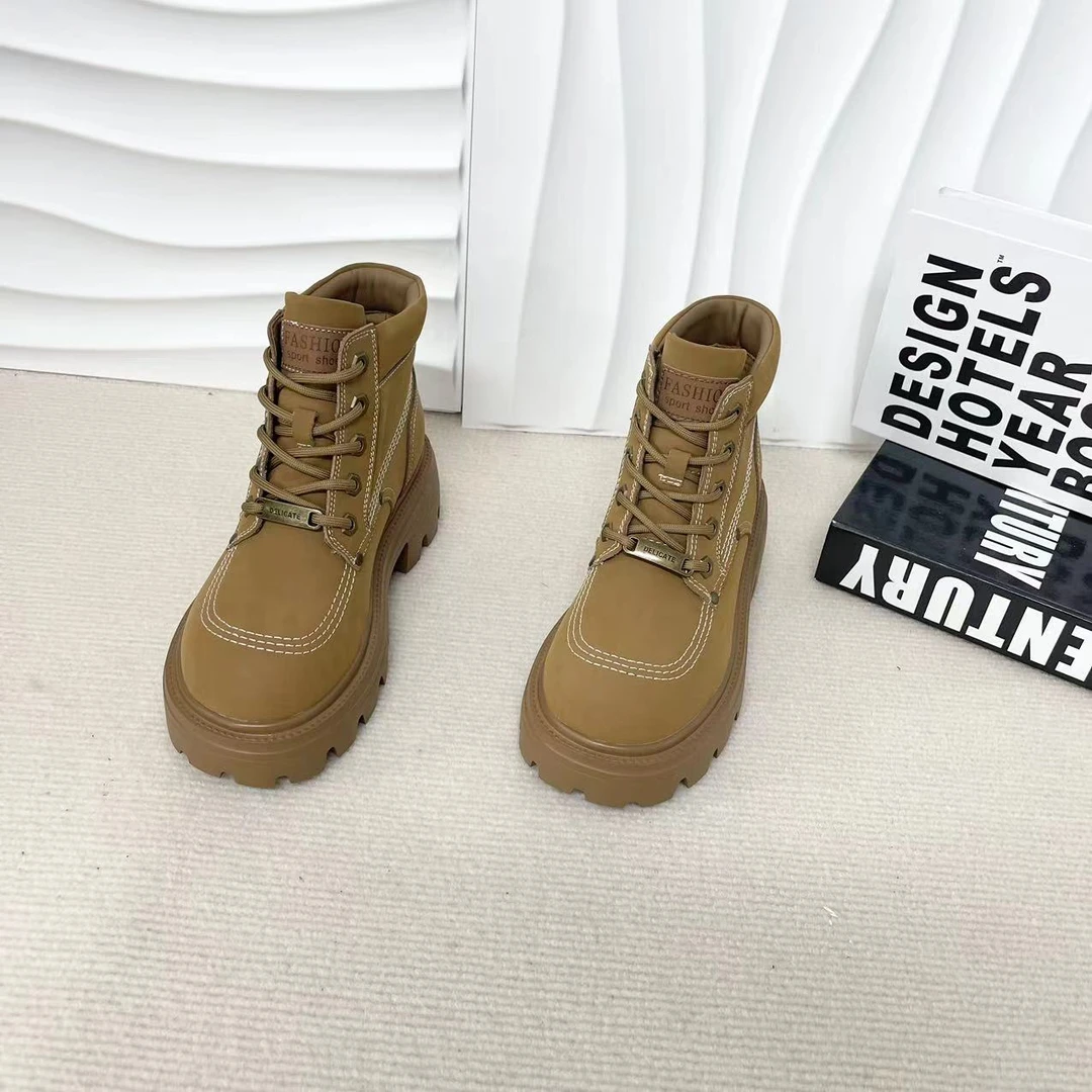 【与然良品】61D523爆款百搭时尚休闲短靴D