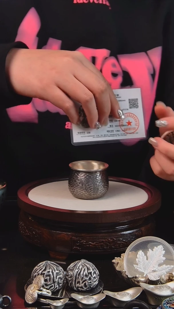 【闪购商品】足银999杯子