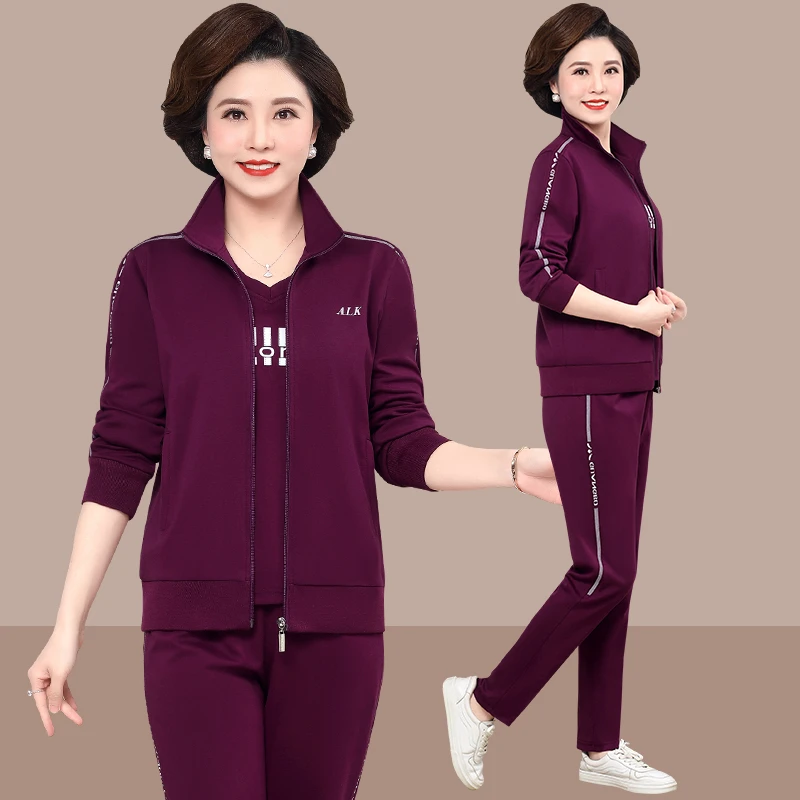 中老年运动套装女春秋季休闲三件套卫衣开衫宽松中年妈妈秋装外套