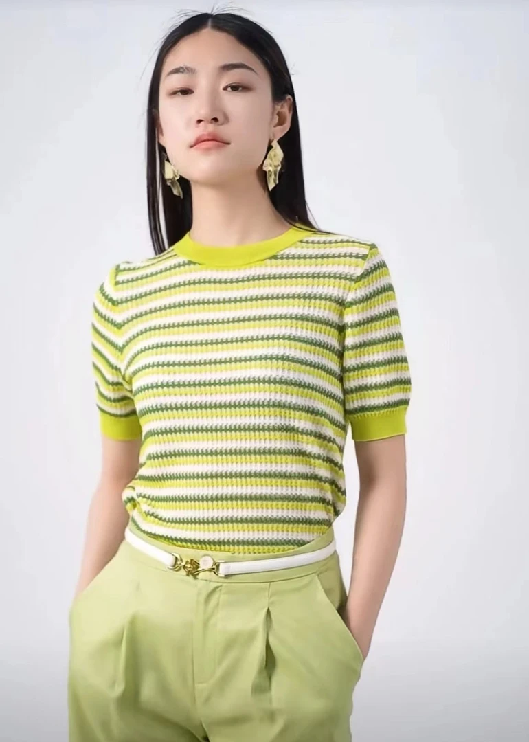 春秋款新品蓝白条纹短款针织衫上衣百搭时尚夏季圆领休闲