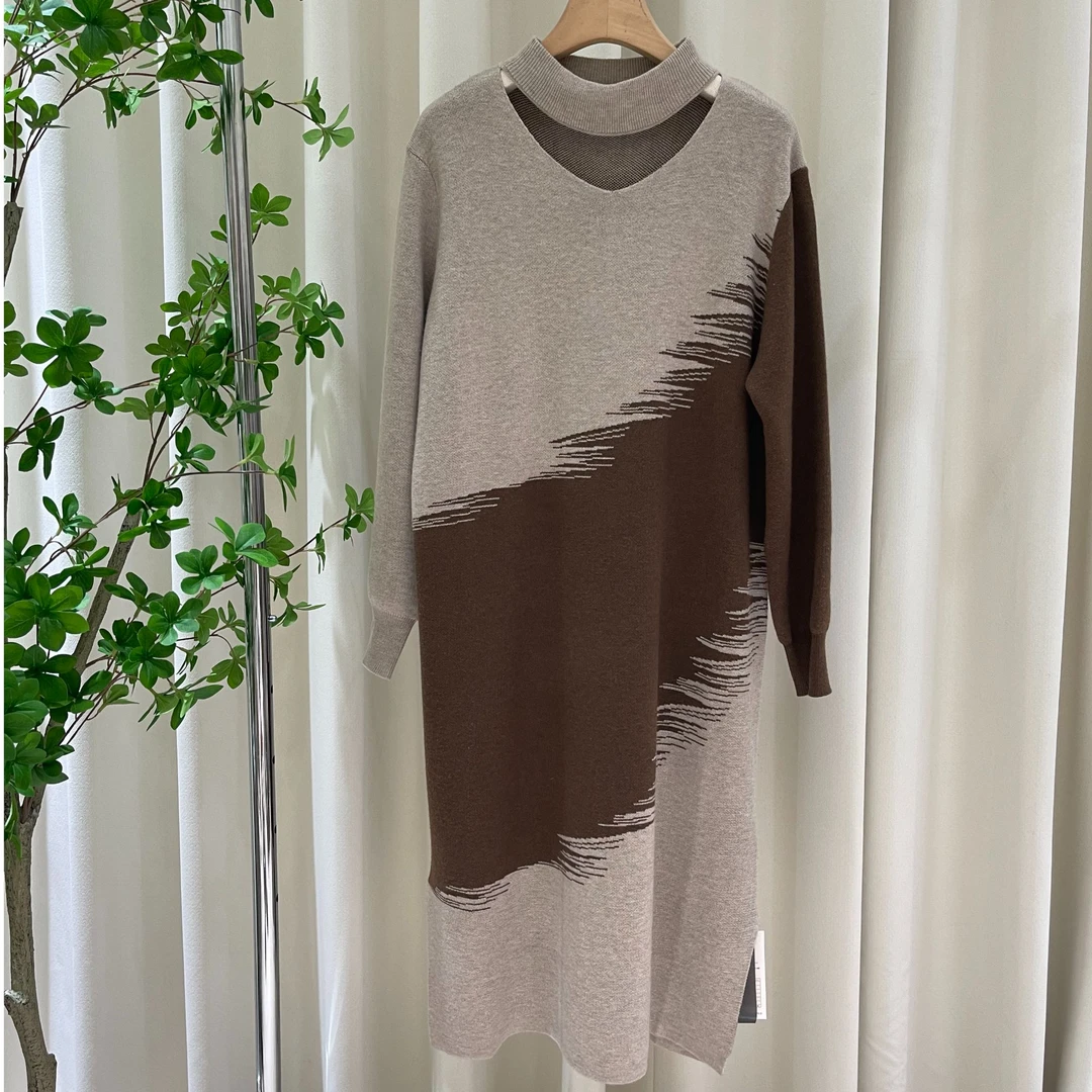 559秋冬气质宽松减龄洋气针织连衣裙