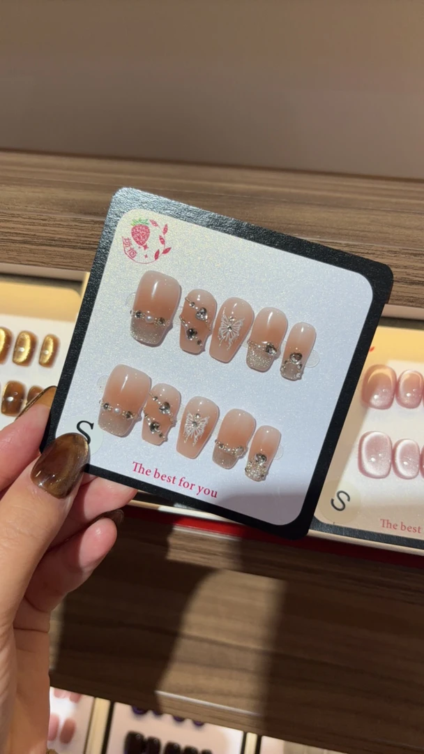 高级感手工穿戴甲显白猫眼美甲贴假指甲