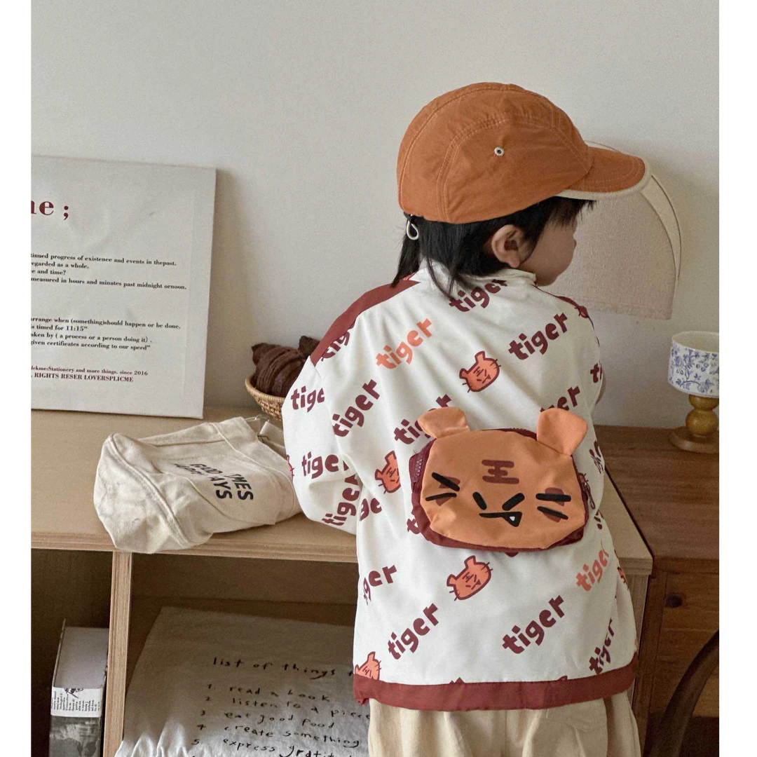 M8722休闲风衣外套