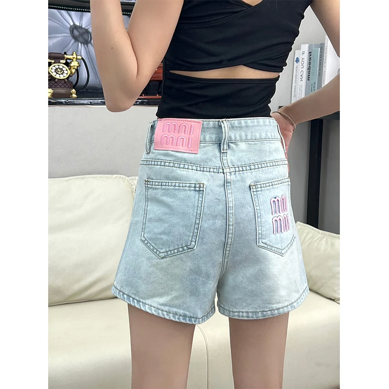 浅蓝色高腰牛仔短裤女2024年新款夏季设计感宽松时尚显瘦百搭阔腿