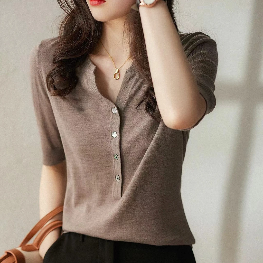 薄款女经典时尚套头针织打底衫显瘦宽松版v领百搭夏季T恤短袖