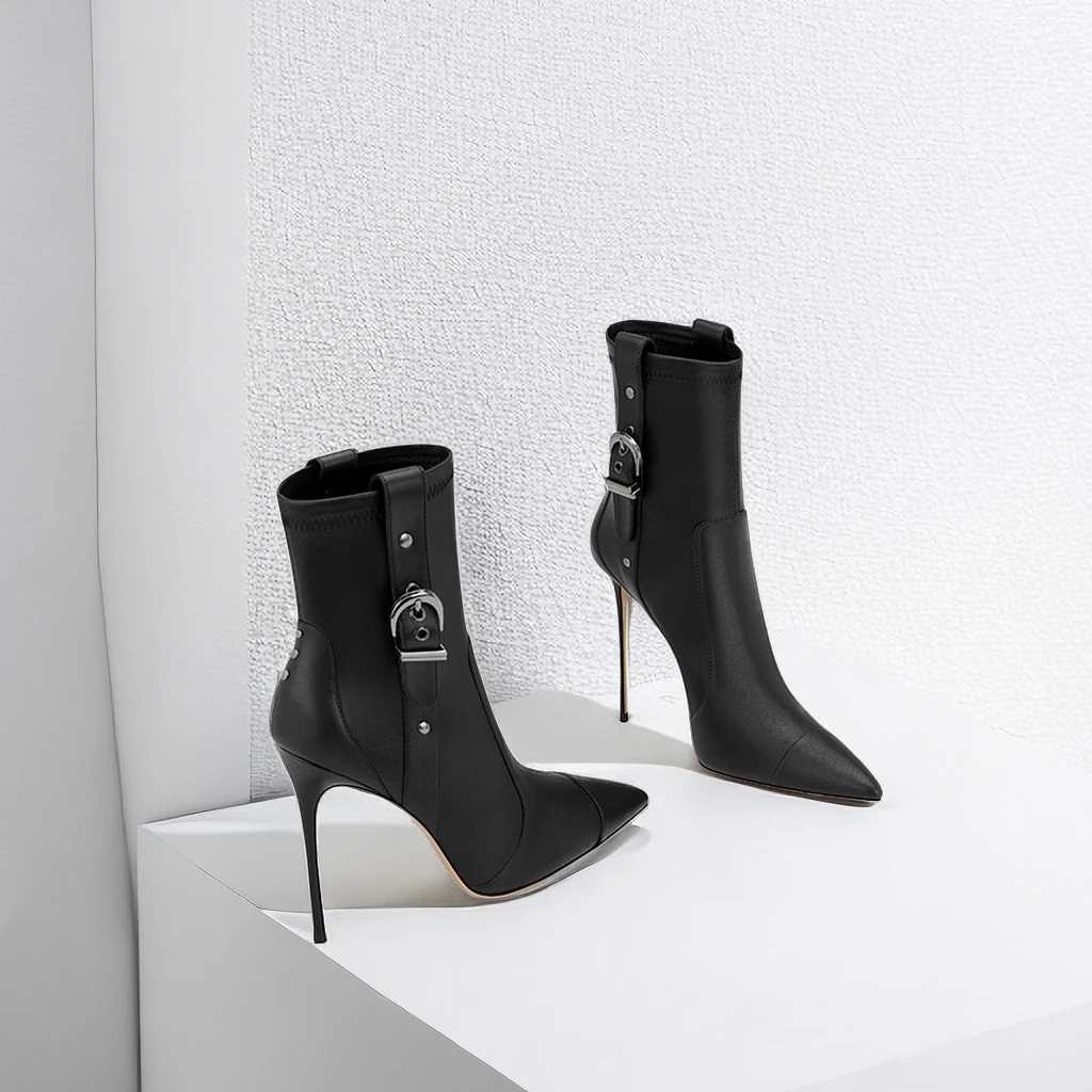 气质爆款黑色高跟鞋靴职业2025新款尖头细跟御姐风中筒靴不累脚