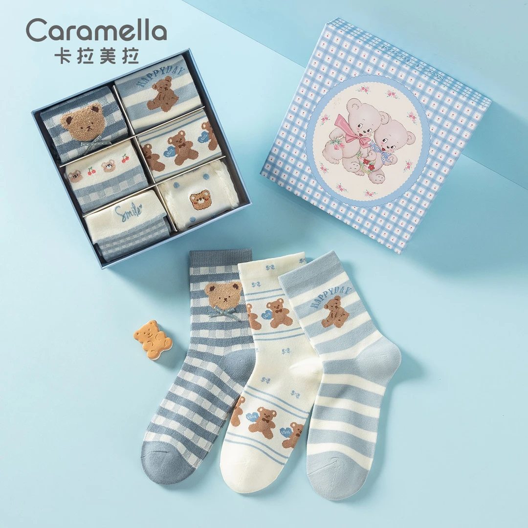 CARAMELLA秋款中筒袜学院风女士礼盒袜克里斯托弗小熊中筒女袜