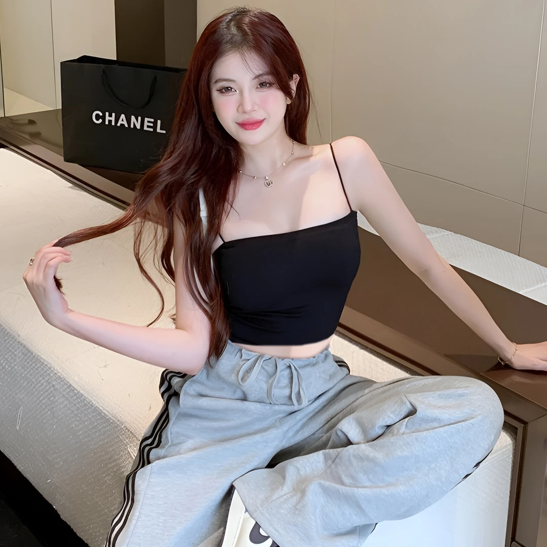 黑色吊带美背潮2025新款内搭性感露肩抹胸一字肩带胸垫一体夏季女