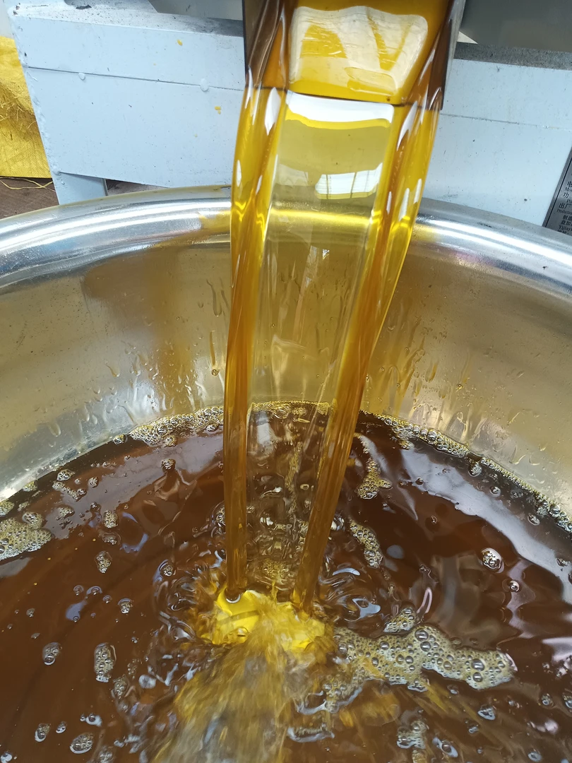 江西农家芝麻油2斤包邮