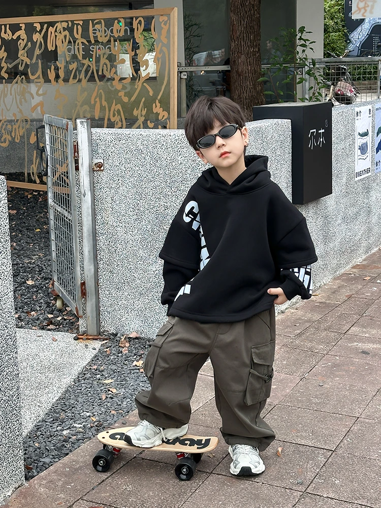 【现货】清货280g奥粒绒冬款男童字母拼接袖连帽卫衣24A114