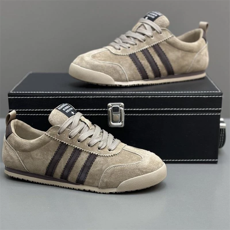 三条杠男鞋2024秋季新款男士磨砂皮阿甘鞋软底舒适轻便运动休闲鞋