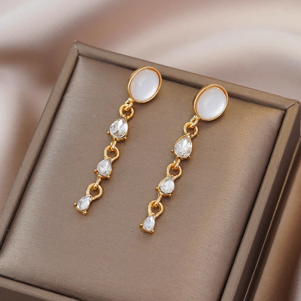 铜合金耳饰 新品韩版简约个性长款耳钉热卖水滴闪亮百搭N1962
