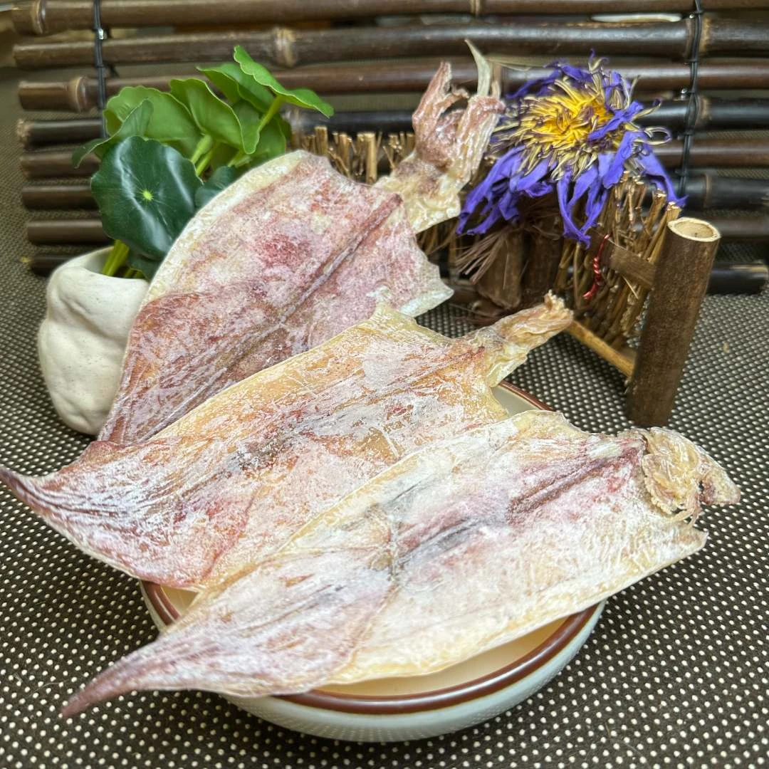 a2鱿鱼干淡干生晒食用烧烤大鱿鱼干25-30只/斤