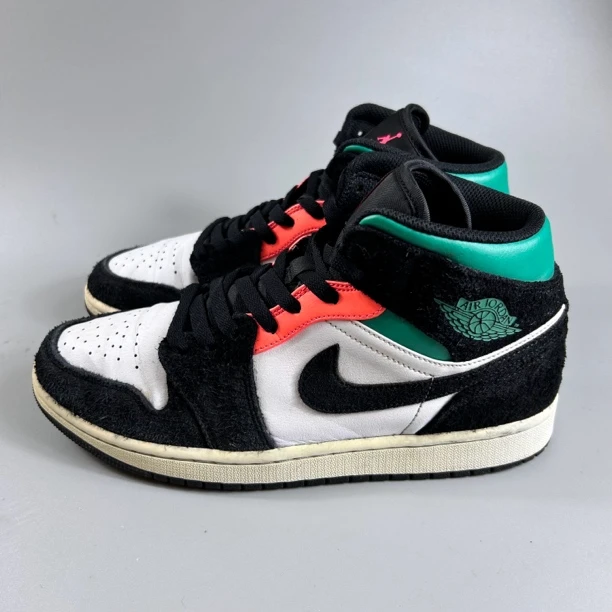 二手正品42码  Jordan 1 MID AJ1中帮篮球鞋  公价955