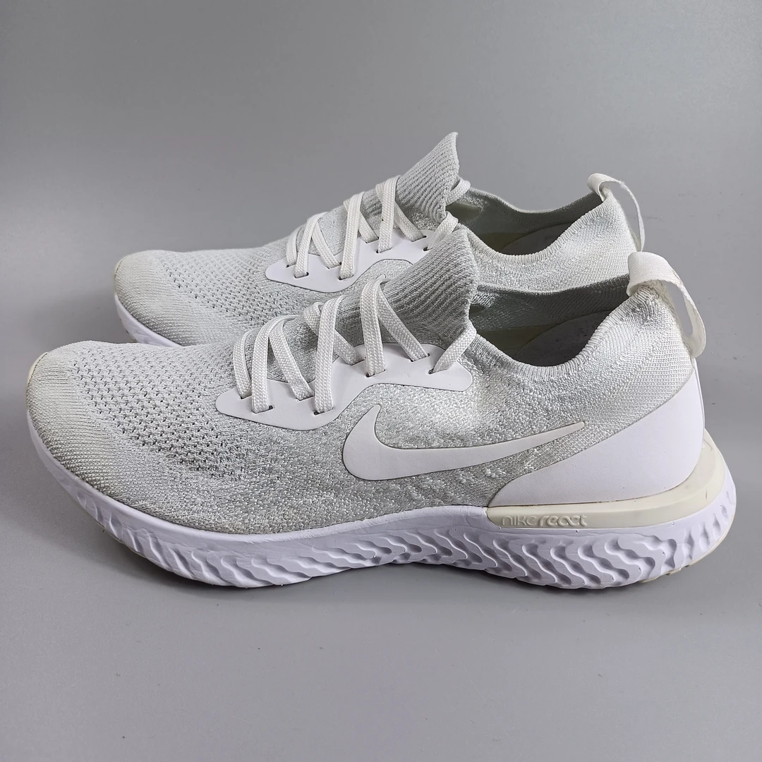 二手正品42码    耐克Epic Rct Flyknit 1 White跑步鞋  公价896