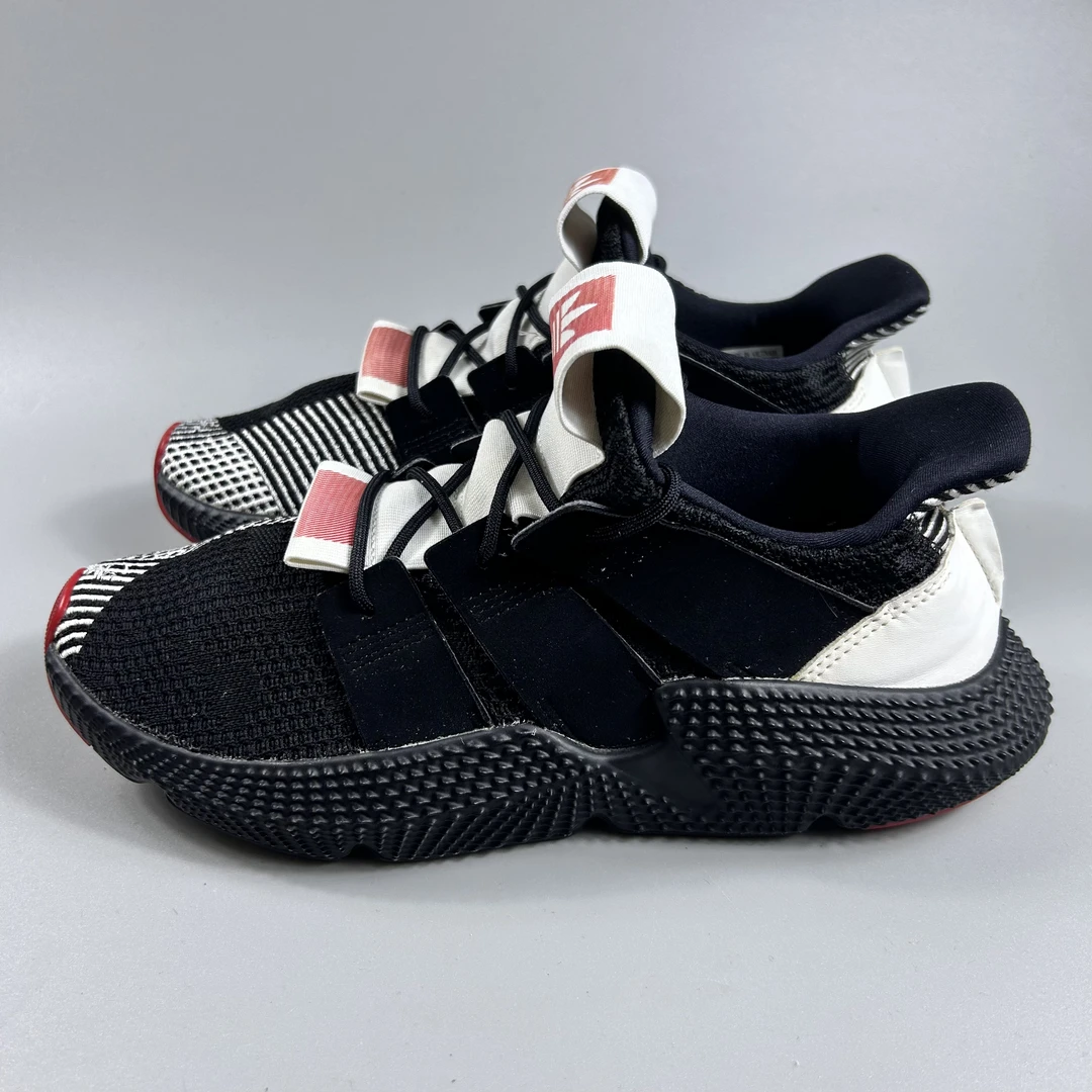 二手正品42码    Adidas 三叶草 Prophere休闲老爹鞋 公价933