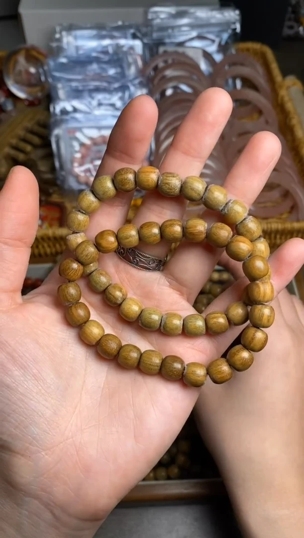 【闪购商品】檀木绿檀木桶珠8MM[俩条一组]