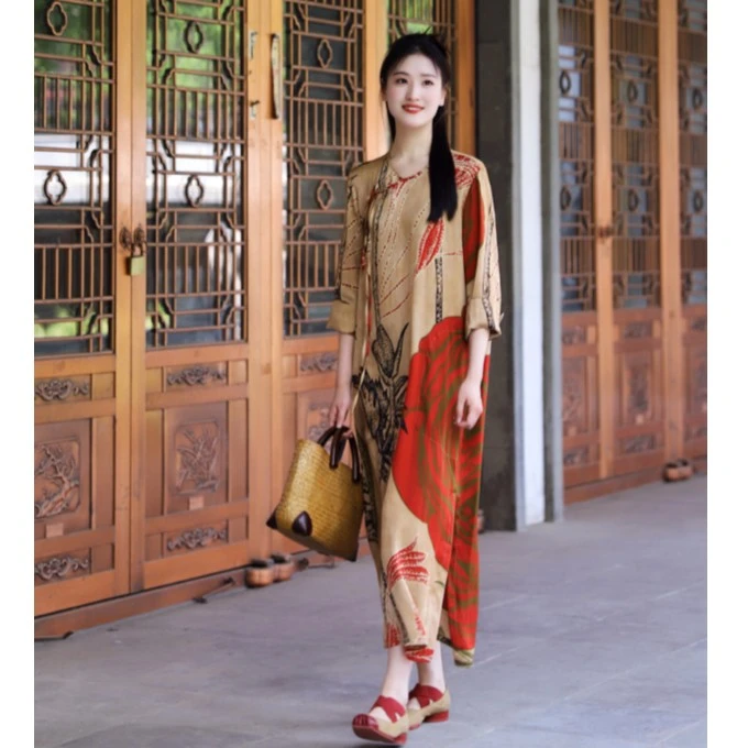 Li Wang/里望2024设计师款 妍丽红花 美丽百搭花朵复古做旧长裙