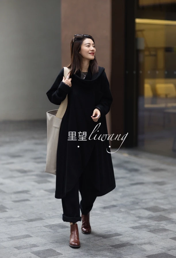 Li Wang/里望2024设计师新款 1暗黑设计走秀独宠羊毛秋冬时尚外套