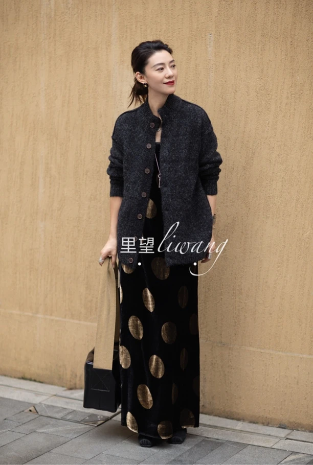 Li Wang/里望2024设计师款毛衣 独宠立领秋冬气质长袖休闲毛衣