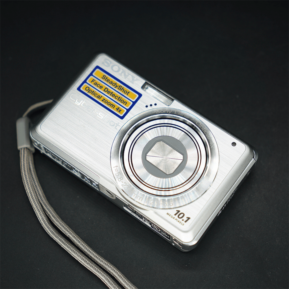 9新 Sony/索尼 S950 1010w/4倍 配件齐全 复古CCD
