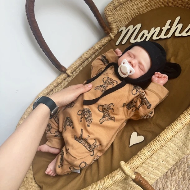 欧美新生儿衣服52码婴儿连体衣春秋款59码纯棉A类长袖0-3个月网红