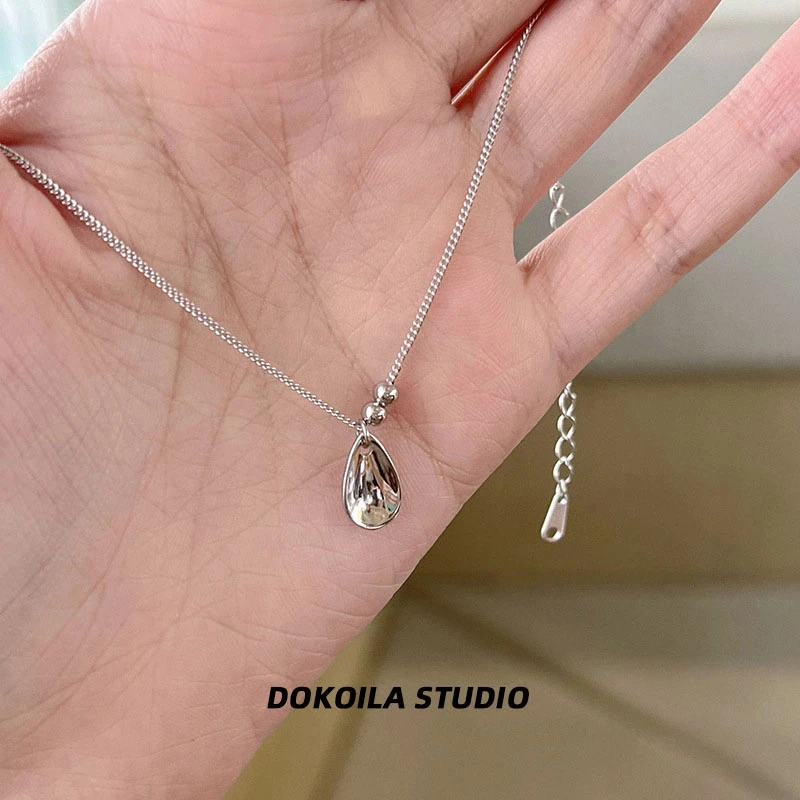 钛钢项链 DOKOILA 水滴项链女轻奢素款ins小众设计感椭圆形锁骨链