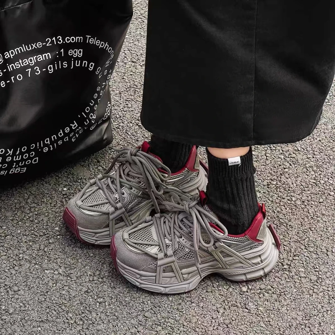 2024冬季新款真皮时尚厚底女鞋201 -300