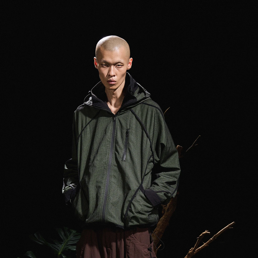 RELABEL 24AW 蝶·肌肤残影 网眼冲锋衣