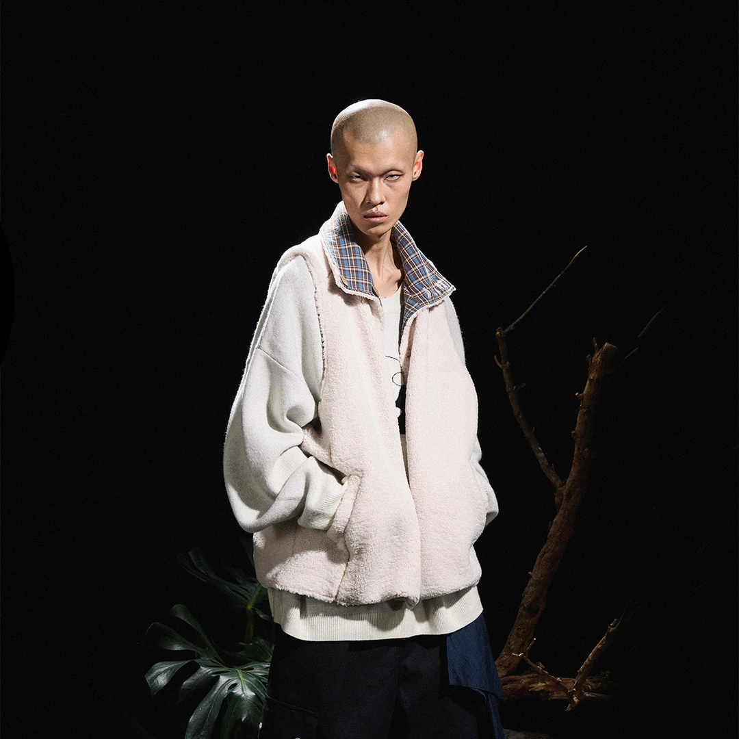 RELABEL 24AW 蛹·被蛹 双面可穿材质交织羊羔绒格纹羊羔绒马甲