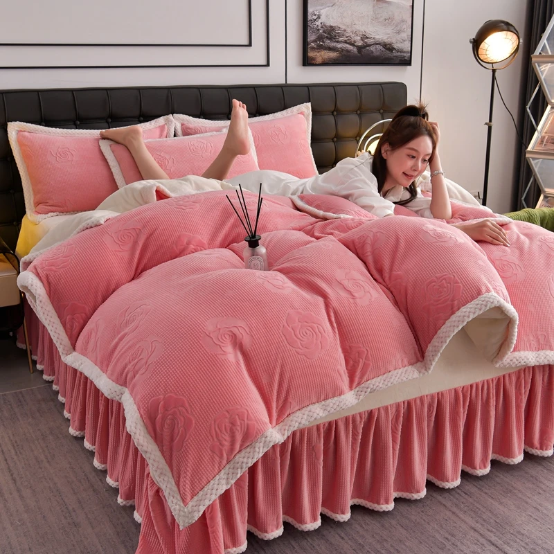 2024新款加厚雕花牛奶绒四件套冬季法莱法兰加绒面被套单人床单