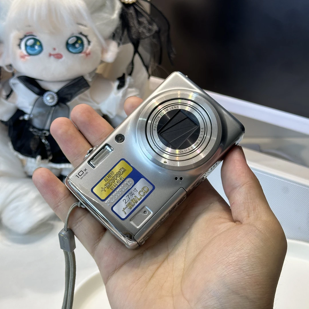 9新 Fujifilm/富士 富士f75 千万像素色彩感好胶片感 数码相机