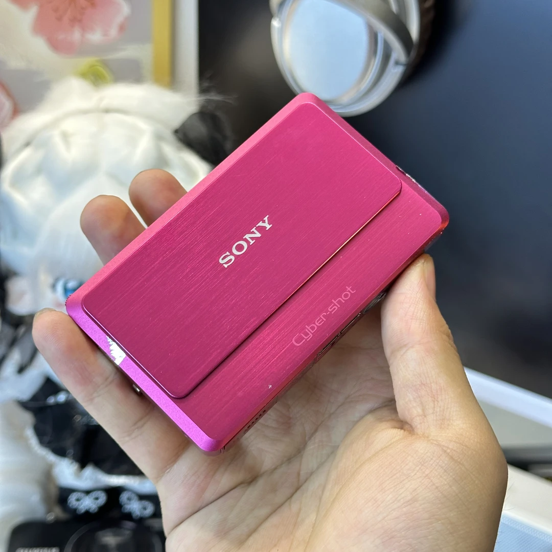 9新 Sony/索尼 索尼tx9 色彩感好触摸屏1200万像素带配件