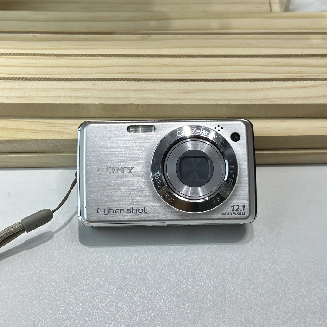 9新 Sony/索尼 索尼w210 色彩感好 1200万像素 数码相机