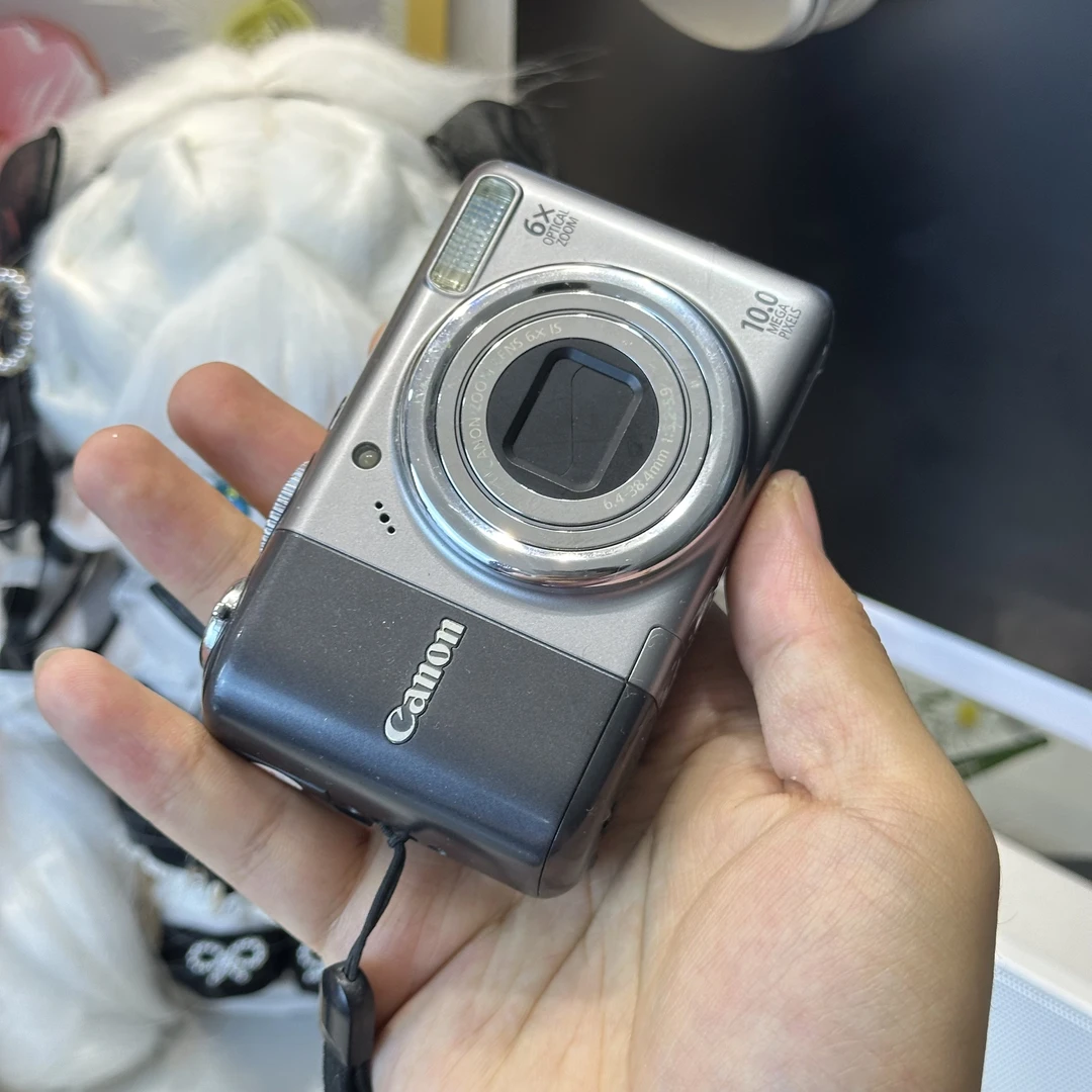 9新 Canon/佳能 佳能a2000人像神器冷白皮五号电池供电带配件