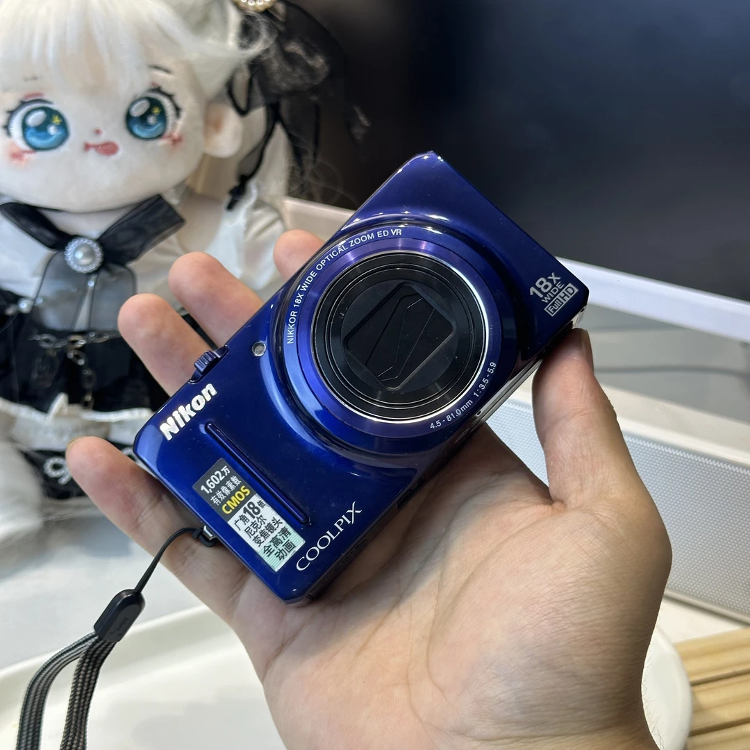 9新 Nikon/尼康 尼康s9200 1600万像素18倍光学变焦 数码相机
