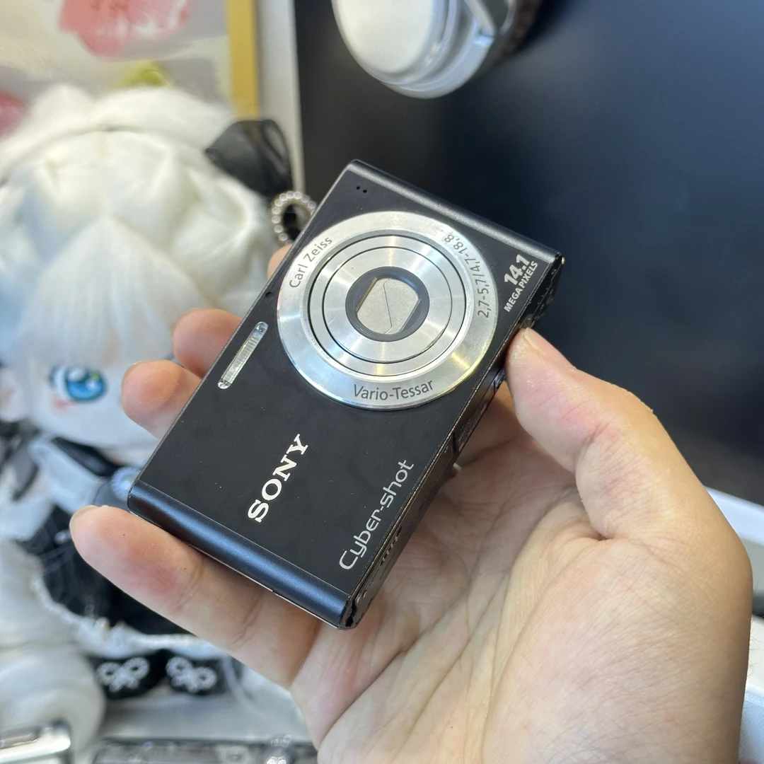 9新 Sony/索尼 索尼w320人像神器网红机1400万像素带配件