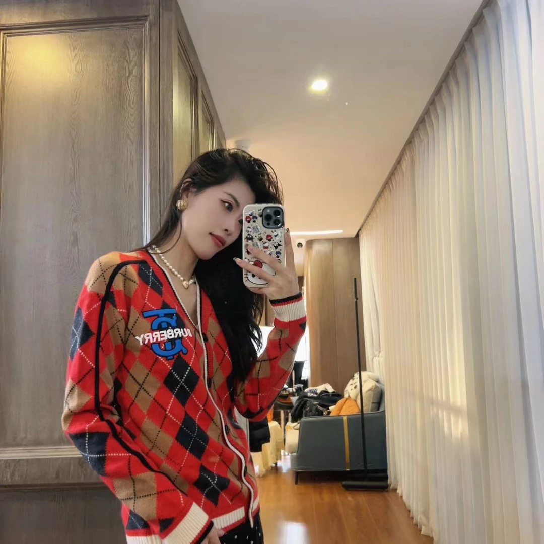 麦殿/99新/BURBERRY巴宝莉/针织开衫尺码14Y/241001VGLVH10