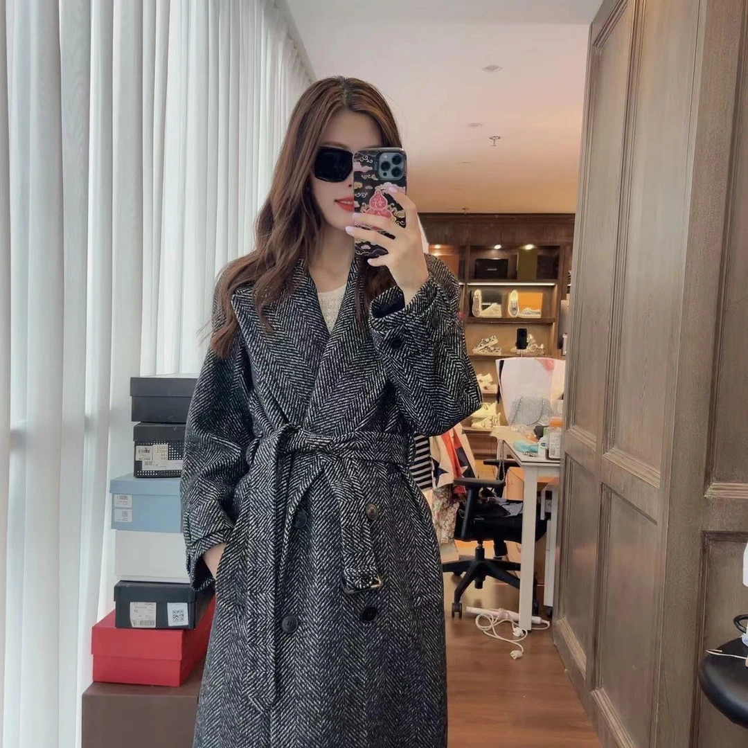 麦殿/95新/BURBERRY巴宝莉/尼龙大衣拼色/240714LJYLC02