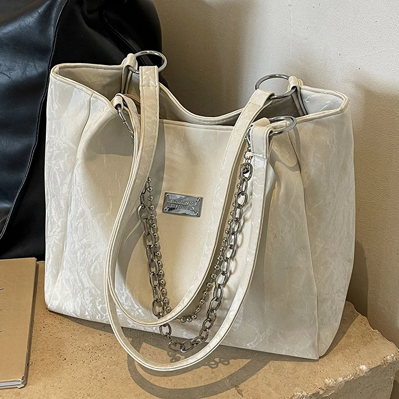 大包包女2025新款小众设计通勤时尚爆款托特包大容量百搭单肩大包