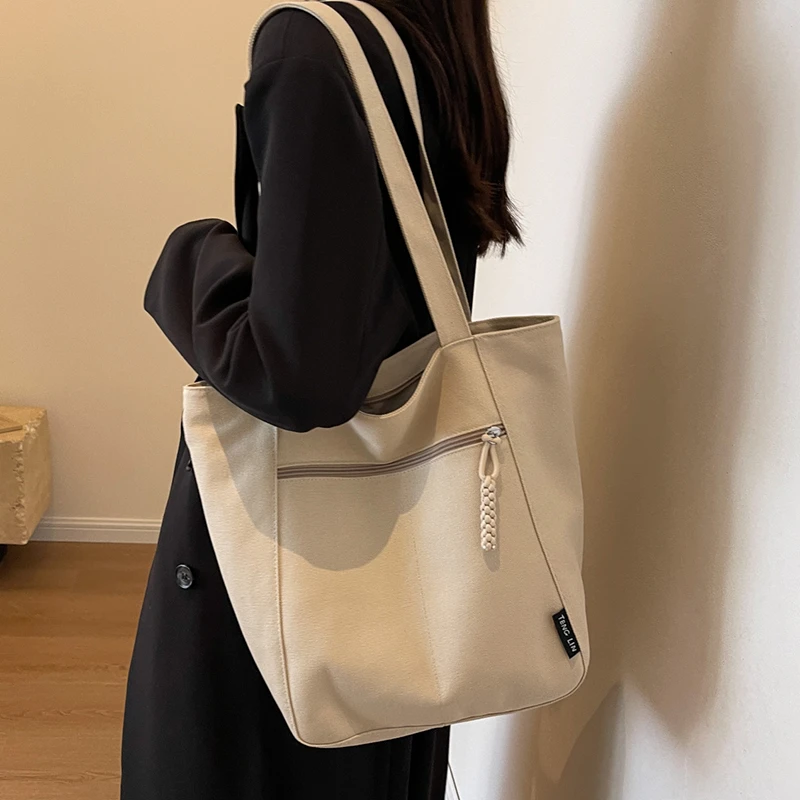 秋季时尚大包包女2025新款潮高级质感百搭大容量单肩包帆布托特包