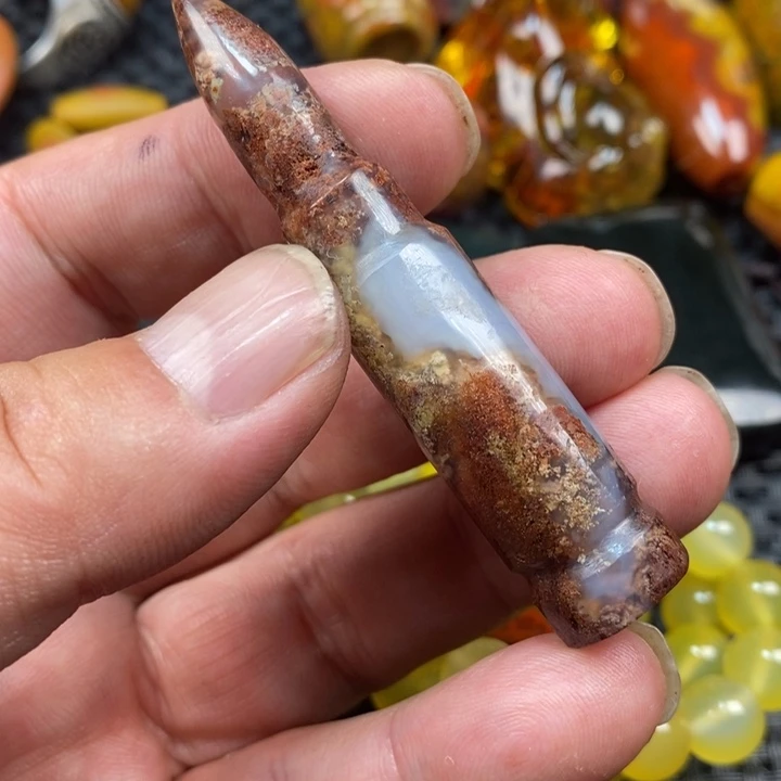 玛瑙/玉髓颈饰未镶嵌曾****水