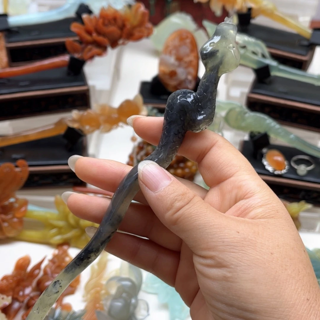【闪购商品】蛇纹石玉岫玉发簪未镶嵌小**?