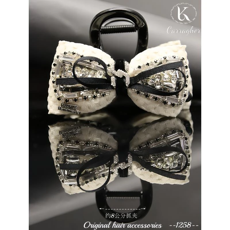 073拉格斐布艺满钻小香风8公分抓夹1055