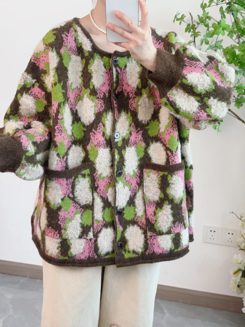 可衣-【芝士莓莓】23秋冬新款花朵长袖绵羊毛外套加厚